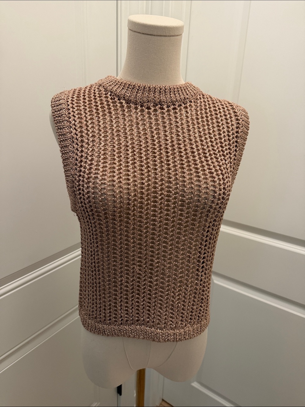 Sleeveless Open Knit Tank Top in Dusty Rose and gold.